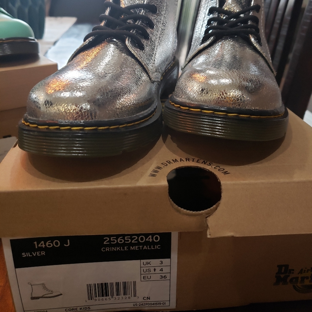 Dr.Martens boots